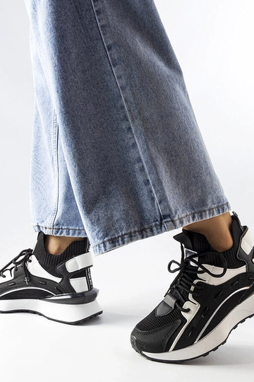 Baskets stylées noires et... 2