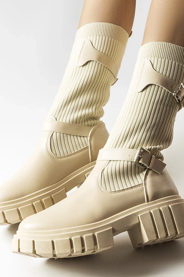 Bottes élégantes beiges à... 2