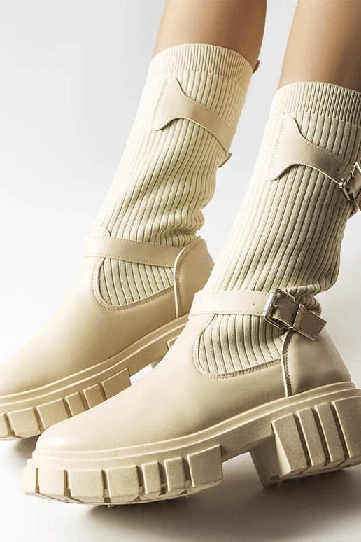 Beige stilfulde støvler med elastisk... Beige stilfulde støvler med elastisk...