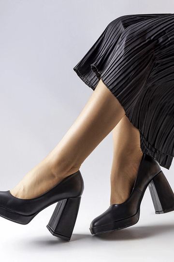 Escarpins à talons hauts...