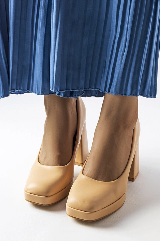 Beige Pumps mit hohem Absatz Mailly Beige Pumps mit hohem Absatz Mailly