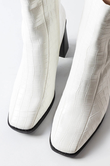Bottines blanches Belluci en cuir imitation crocodile 2