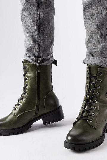 Bottes de trekking vertes... 2