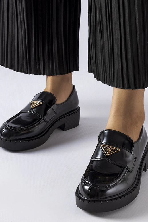 Mocassins noirs pour femmes Milne Mocassins noirs pour femmes Milne