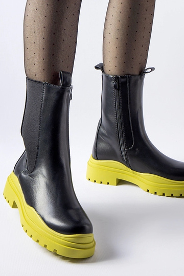 Bottines noires avec...