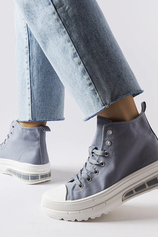 Ruhige, graue High-Top-Sneakers