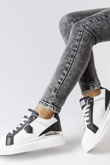 Sorte og hvide sneakers med sølv accent Via 2