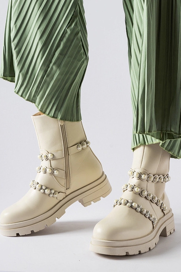 Bottines beiges ornées de perles Callicratide