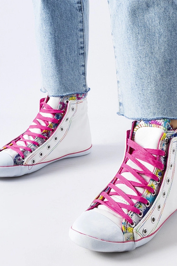 Bottines blanches fleuries de Marphisa