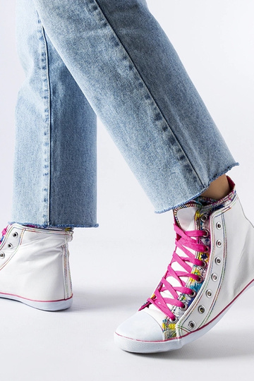 Bottines blanches fleuries... 2