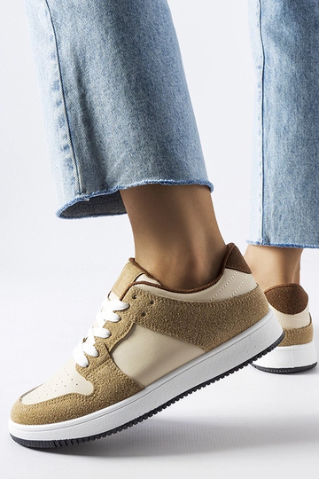 Jacqueline beige sneakers