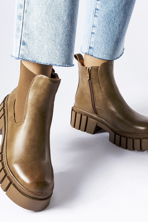 Brune platformankelstøvler fra Giusy