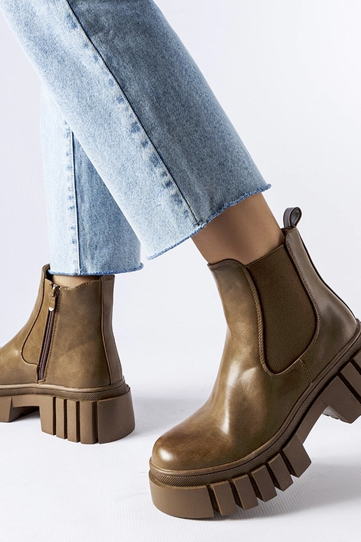 Brune platformankelstøvler fra Giusy