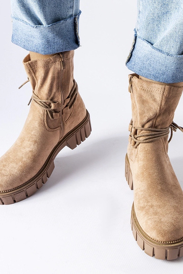 Bottines à lacets beiges... 2