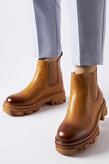 Castell Brown Slip-On...