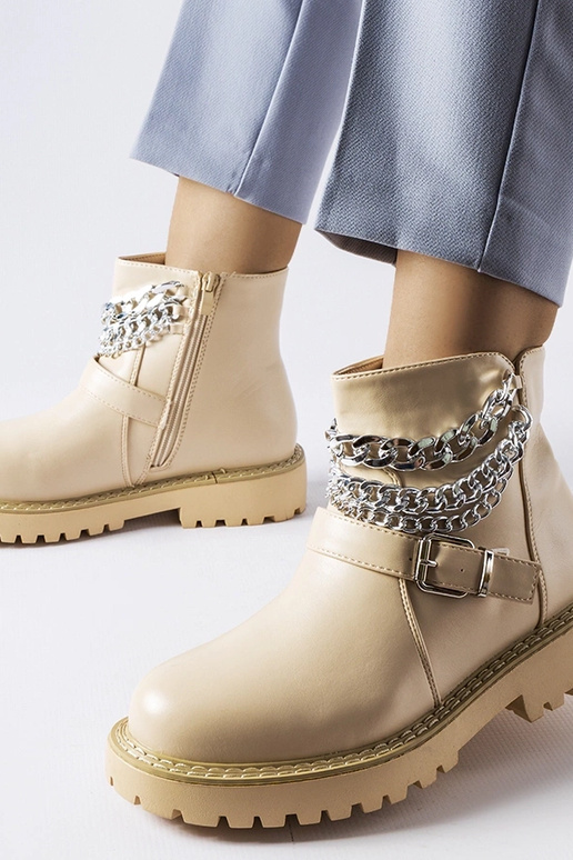 Bottines beiges à chaînes décoratives...