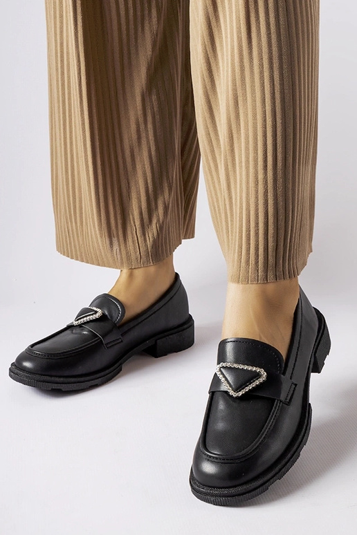 Sorte mokkasiner dekoreret med... Sorte mokkasiner dekoreret med...