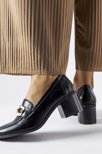 Sorte klassiske loafers med... 2