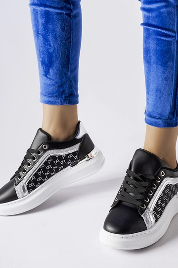 Baskets noires avec...