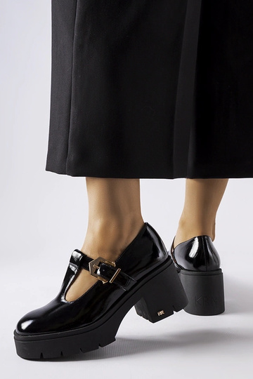 Schwarze lackierte Halbschuhe mit Schnallen, Karino 2
