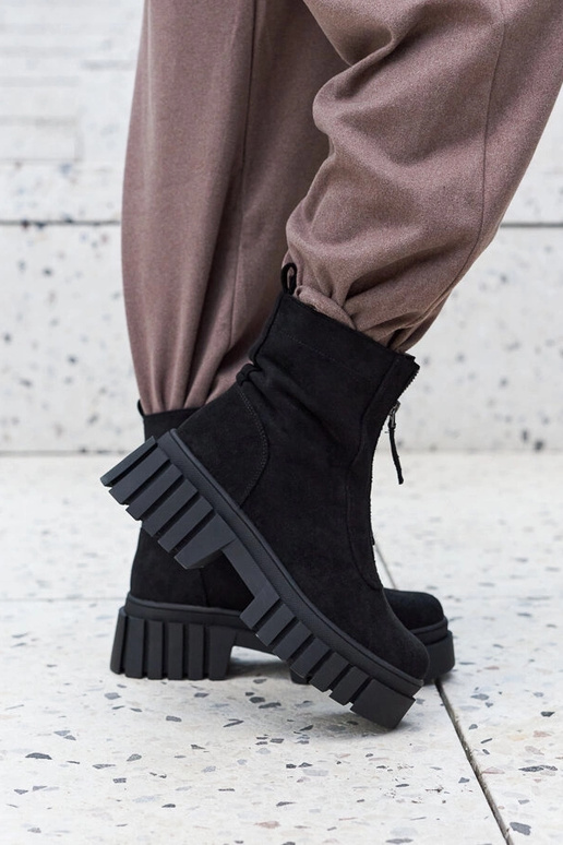 Schwarze isolierte Damenstiefeletten...