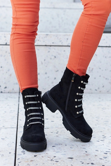 Zwarte enkelschoenen met zirconia, geïsoleerd van kunstsuede Sfaranda 2