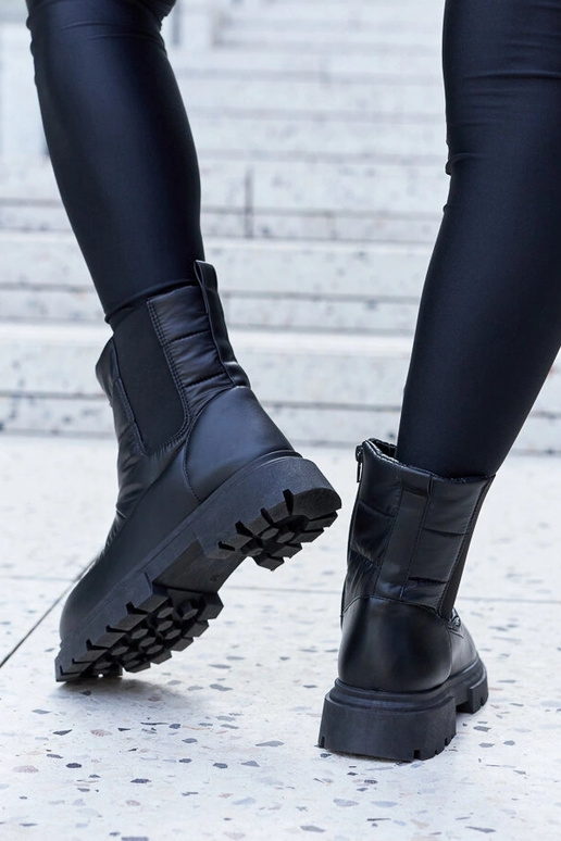 Bottes de neige isolées noires Galvani