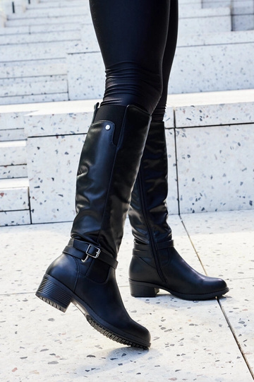 Schwarze Winterstiefel für...
