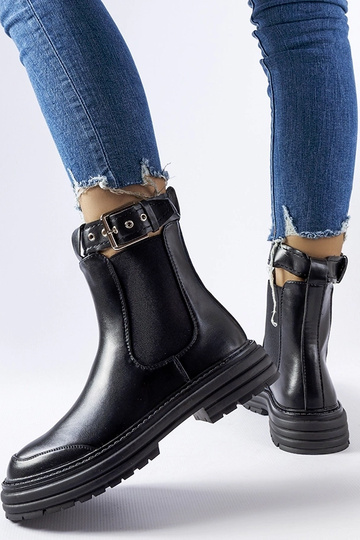 Bottines noires à fermoir... 2