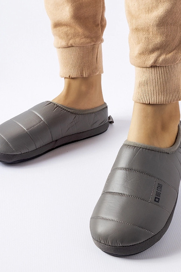 Chaussons d'hiver isolés... 2