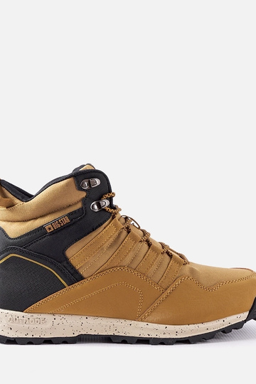 Brune isolerede Big Star...