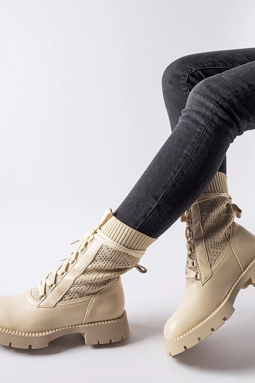 Beige gennembrudte sokkestøvler Portico