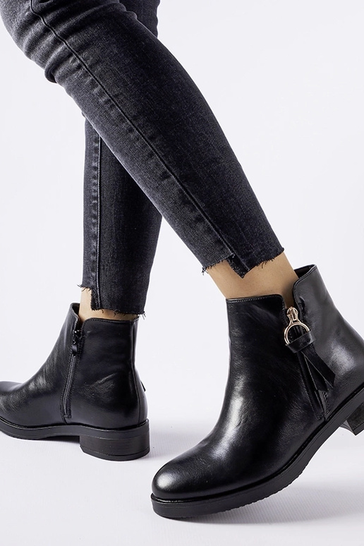 Schwarze isolierte klassische...