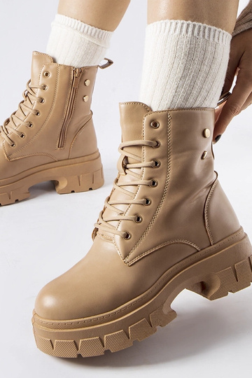 Bottines beiges à semelle...