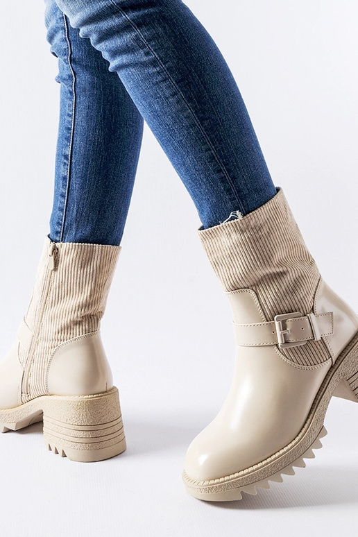 Beige Stiefeletten mit massivem...
