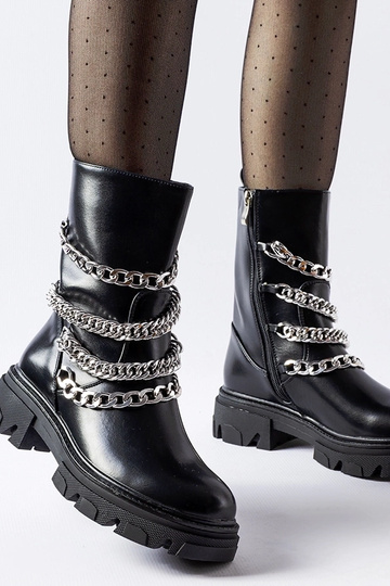 Bottines noires à chaînes... 2