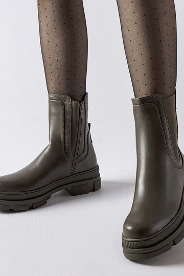 Grüne Wanderschuhe mit... 2