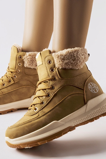 Braune Lee Cooper...