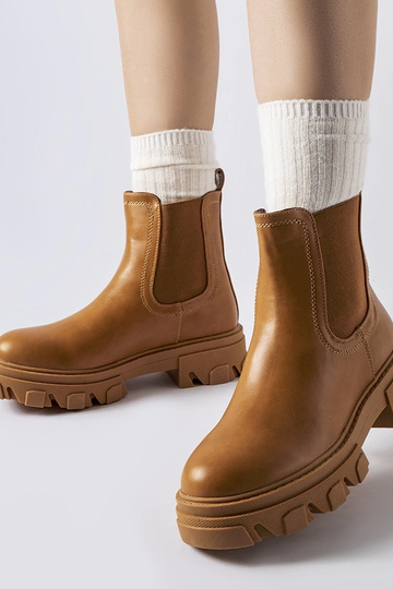 Bruine instap stevige...