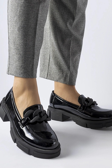 mocassins laqués noirs avec...