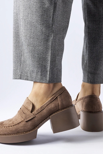 Mocassins marron en daim... 2