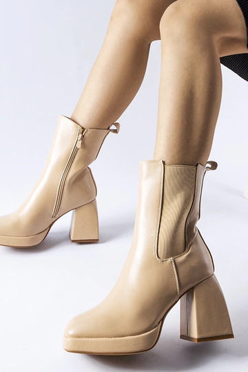 Beige isolierte... 2