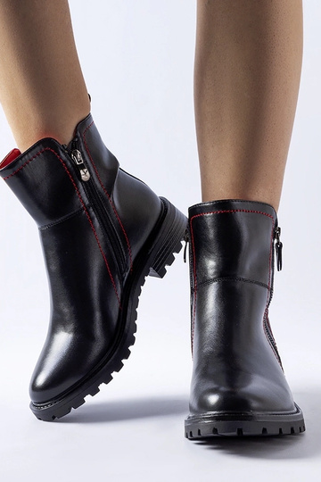 Bottines noires avec fil... 2