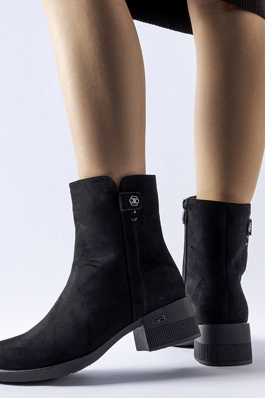 Zwarte gevoerde laarzen van leer Faustin