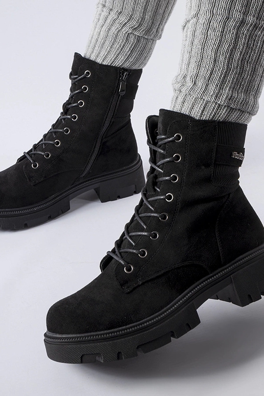 Bottes noires légèrement isolées en...