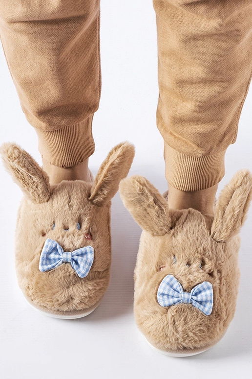 Chaussons beiges avec oreilles et...