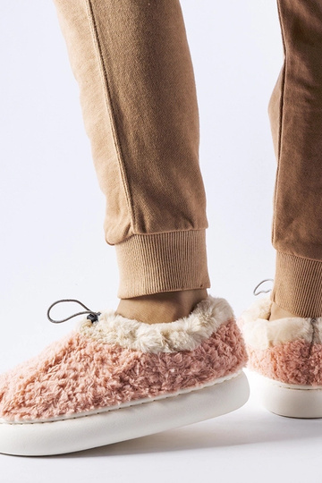 Chaussons chauds roses à... 2