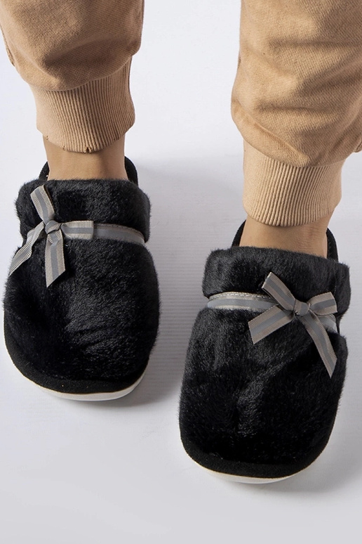 Sorte varme hjemmesko med sløjfe...