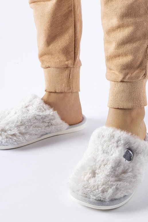 Chaussons chauds gris avec patch Alessio