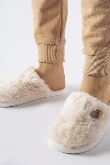 Beige warme Hausschuhe mit... 2